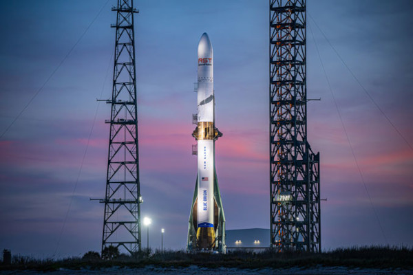 New Glenn: harmadszor, elsőséggel