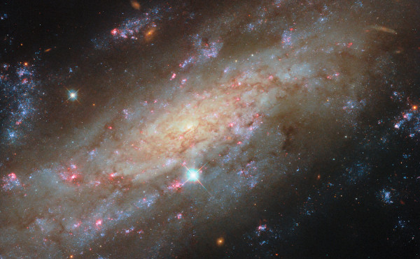 NGC 3137: egy kozmikus szomszéd